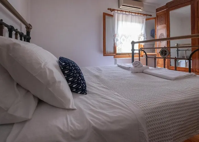 Eirini With Sea View Villa Dhriopi (Peloponnese)